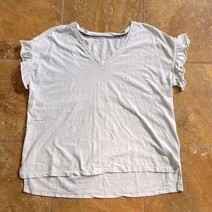 Anthropologie Pilcro ruffle sleeve v neck oversized T like new size small ecru